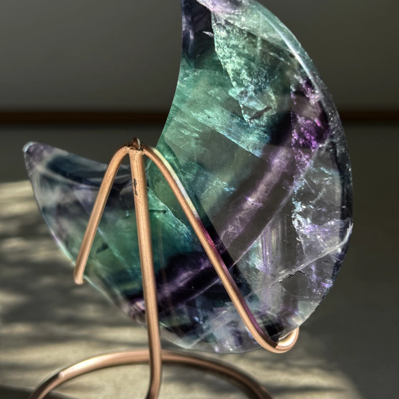 Luna in Fluorite Arcobaleno
